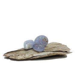 Blue Lace Agate Tumbled Stones 25g (4-5 Stones)