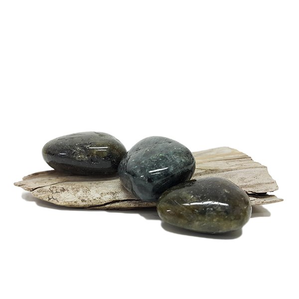 Labradorite Tumbled Stones 50g (2-3 Stones) - Click Image to Close