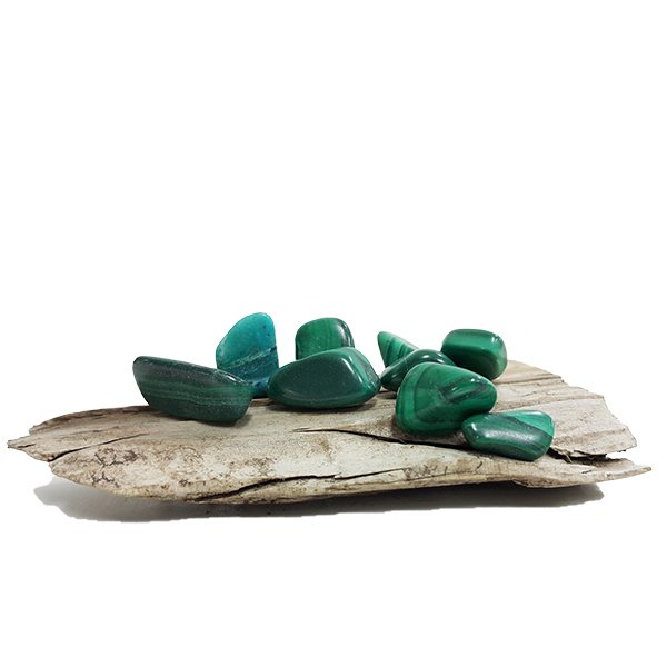 Malachite Tumbled Stones 25g (6-7 Stones) - Click Image to Close