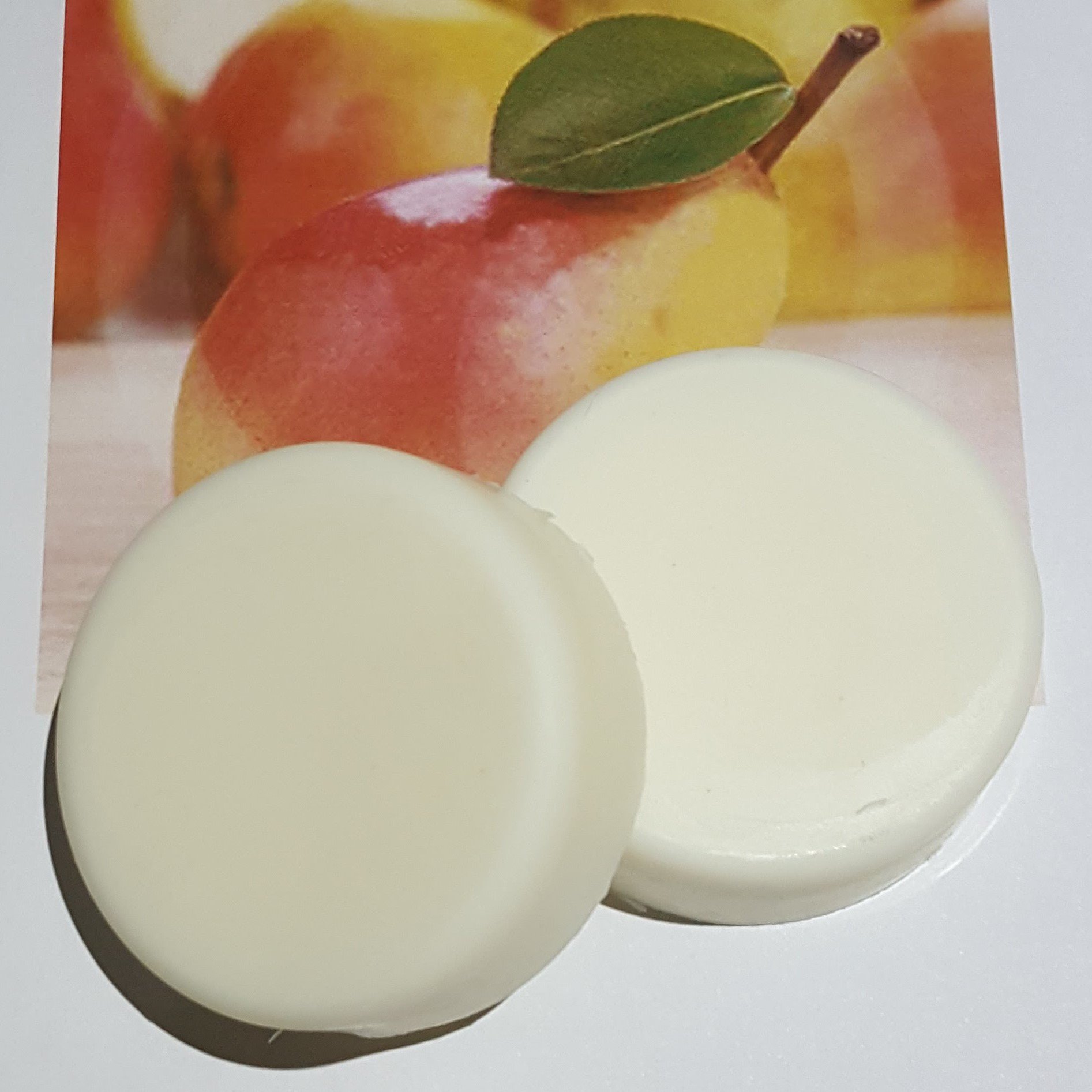 Asian Pear & Lily Soy Wax Melts - Click Image to Close