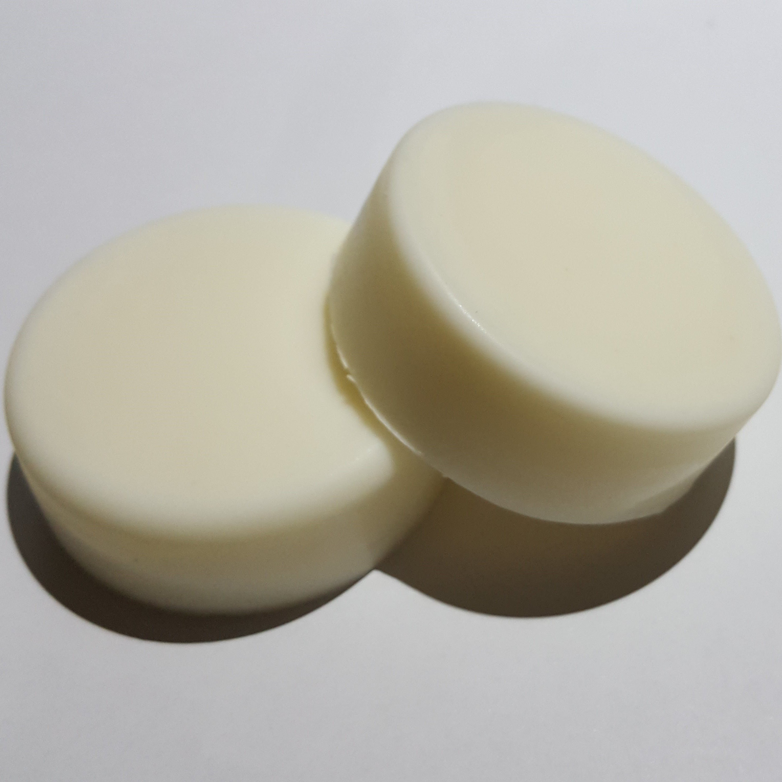 Soy Wax Melts 100g 60 hours Over 80 Fragrances 8.95 Wellness