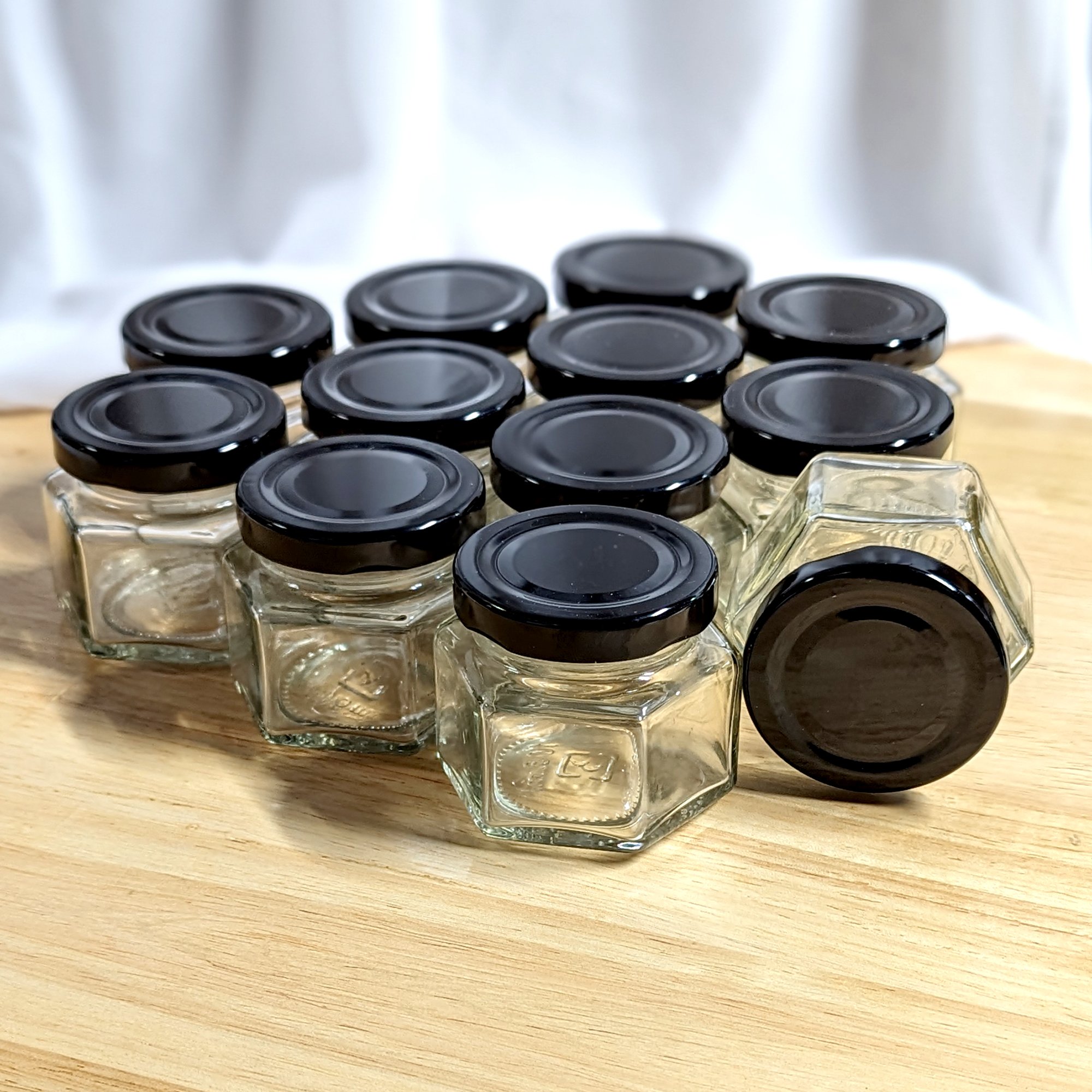 Glass Screw Top Hexagonal Jars - Small Short 100ml (Set of 12) - Click Image to Close